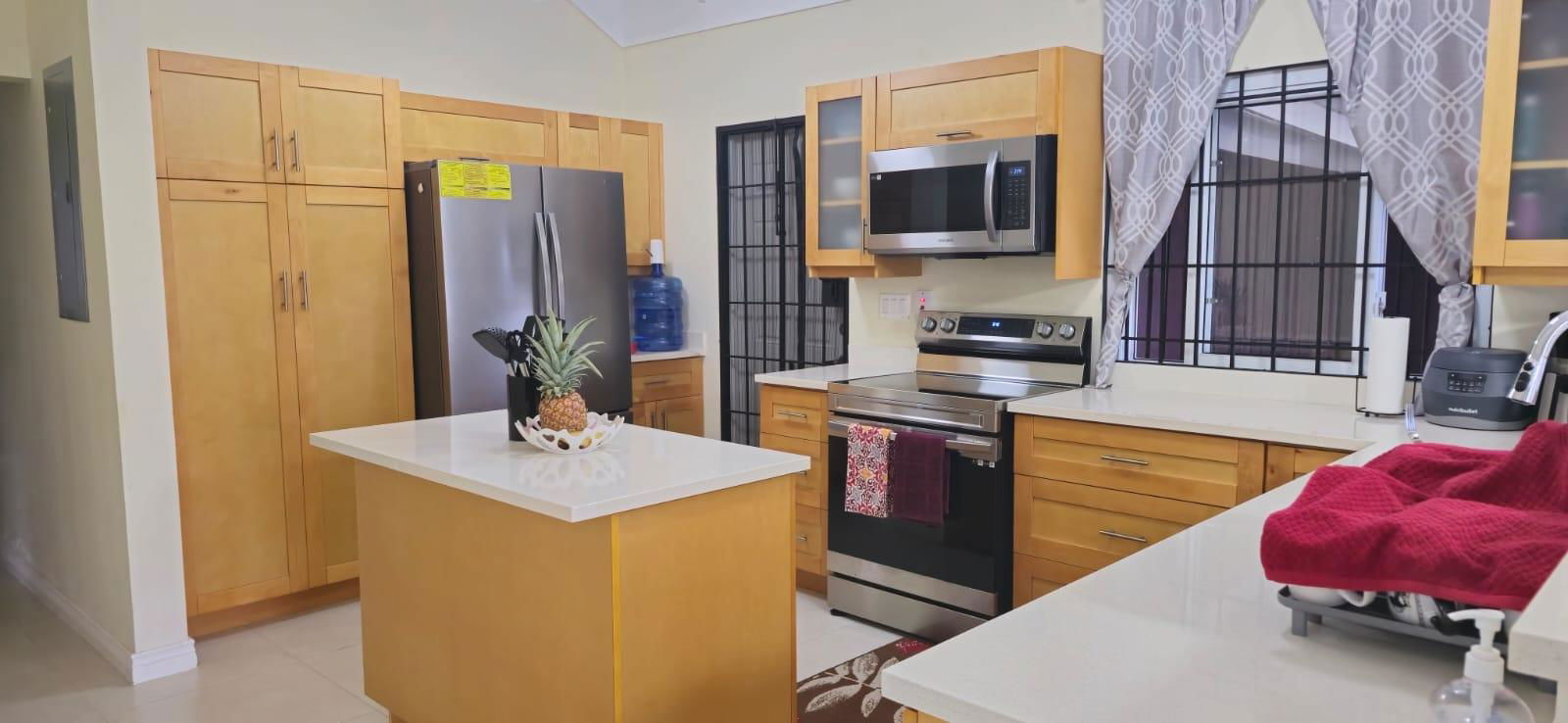 Seventh image of The Crest- Coconut Avenue, Richmond in Richmond, St. Ann, Jamaica - property is For Rent