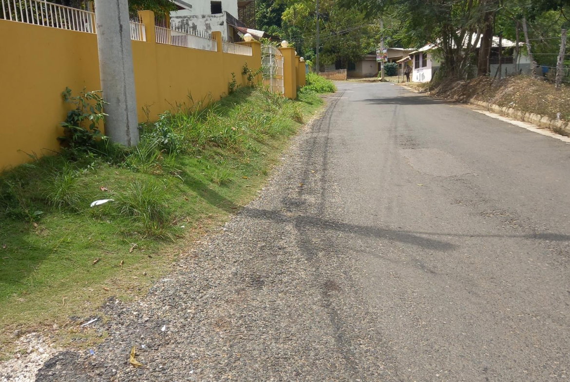 Thirteenth image of Burnt Ground, Santa Cruz in Santa Cruz, St. Elizabeth, Jamaica - property is For Sale