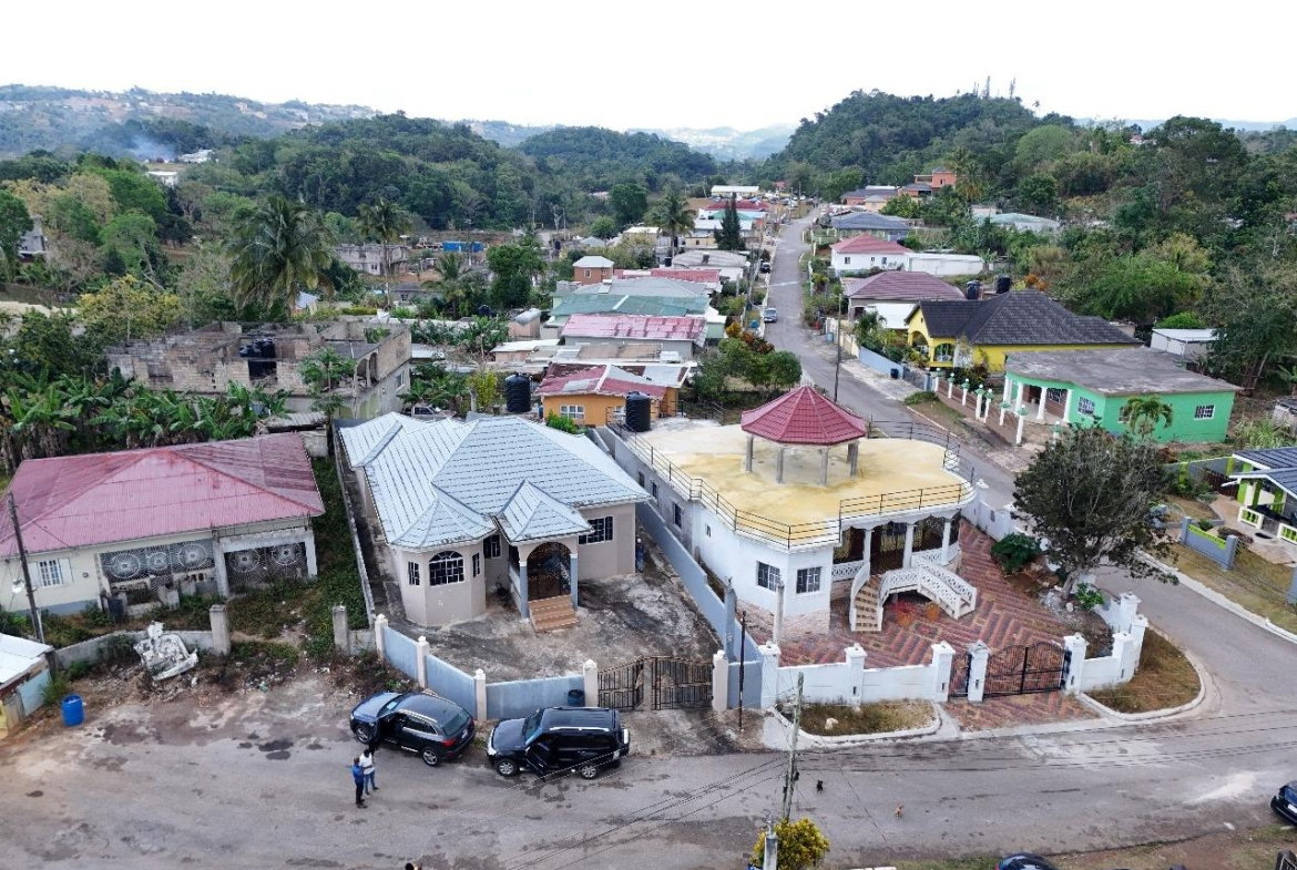 Fourth image of Chudleigh District in Walderston, Manchester, Jamaica - property is For Sale