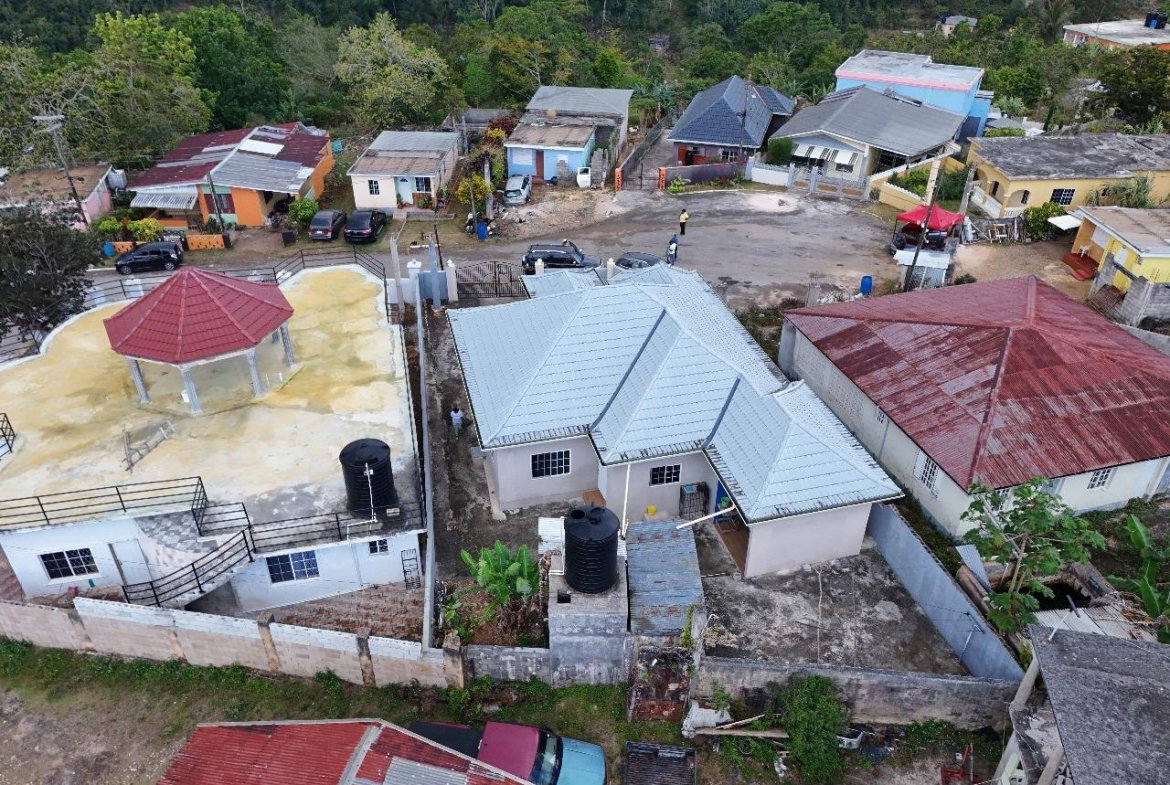 Fifth image of Chudleigh District in Walderston, Manchester, Jamaica - property is For Sale