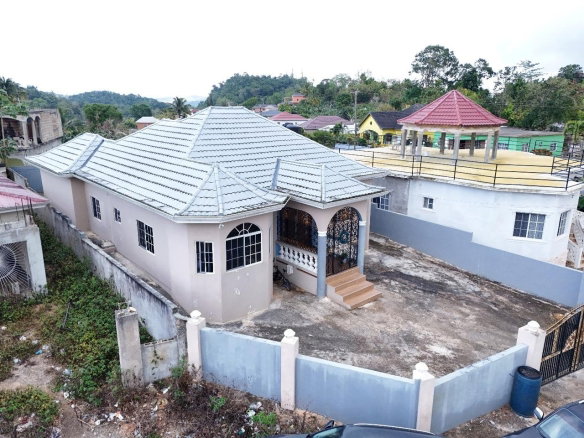 First image of Chudleigh District in Walderston, Manchester, Jamaica - property is For Sale