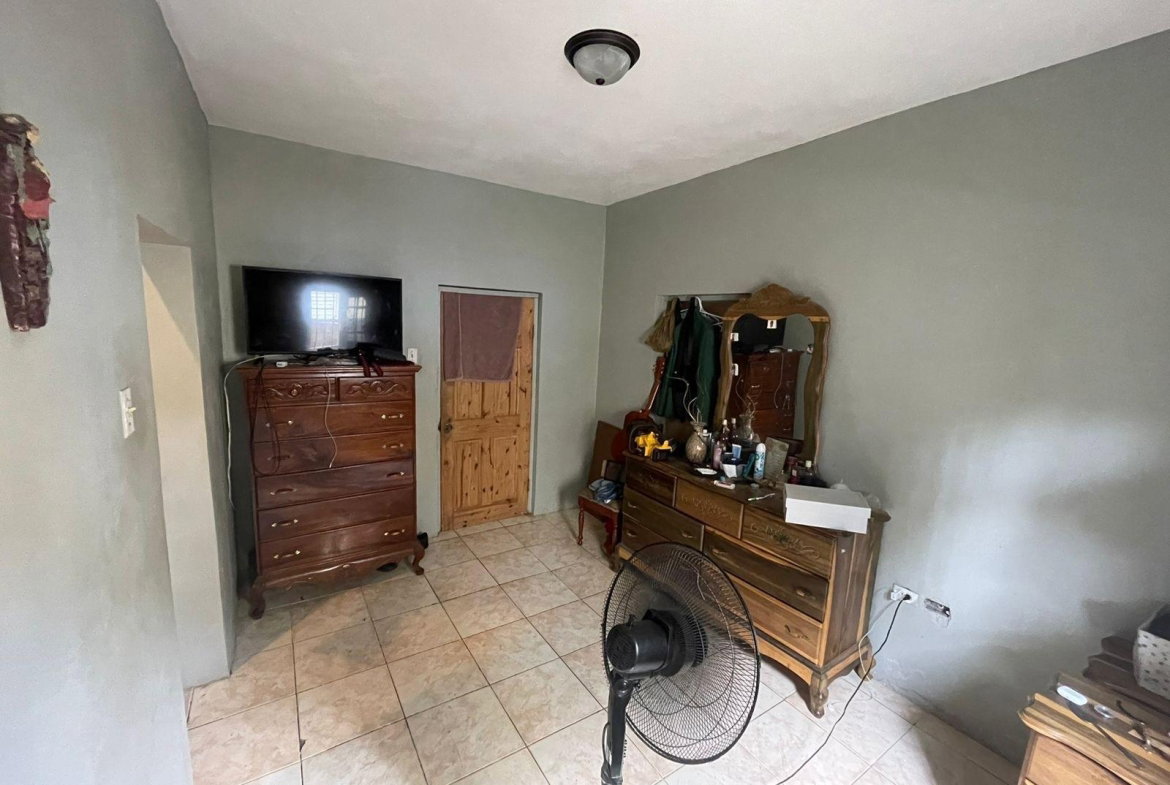 Eleventh image of 2 Levy Road in KINGSTON, Kingston, Jamaica - property is For Sale