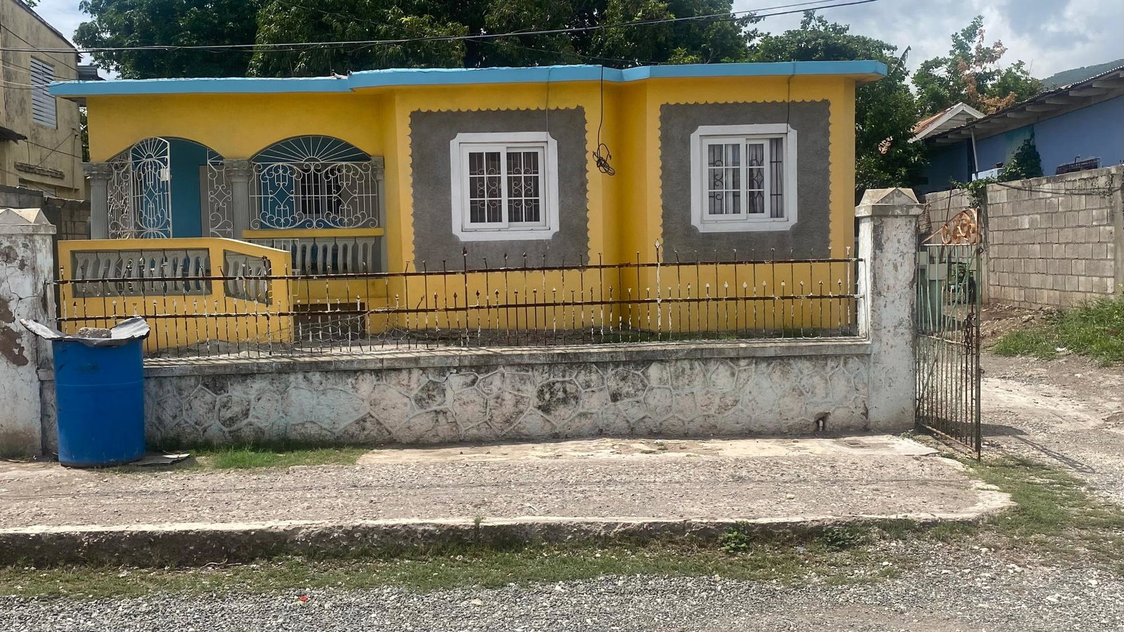 4-Bedroom-House-for-Sale-in-Kingston-2-Jamaica-2-Levy-Road First image of 2 Levy Road in KINGSTON, Kingston, Jamaica - property is For Sale