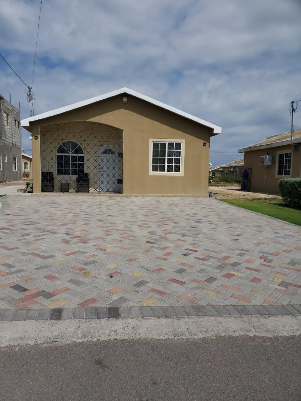 4-Bedroom-House-for-Sale-in-Phoenix-Park-Village-St.-Catherine-Jamaica First image of 465-ph2 Phoenix Park Village, 1 in Greater Portmore, St. Catherine, Jamaica - property is For Sale