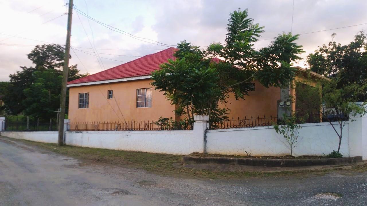 Second image of 7 Burnt Ground, Hanson Circ in Santa Cruz, St. Elizabeth, Jamaica - property is For Sale