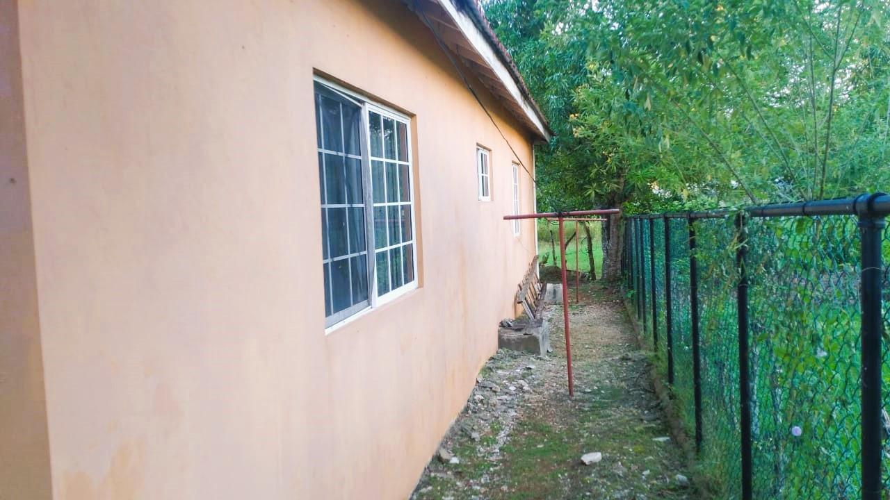 Fifth image of 7 Burnt Ground, Hanson Circ in Santa Cruz, St. Elizabeth, Jamaica - property is For Sale