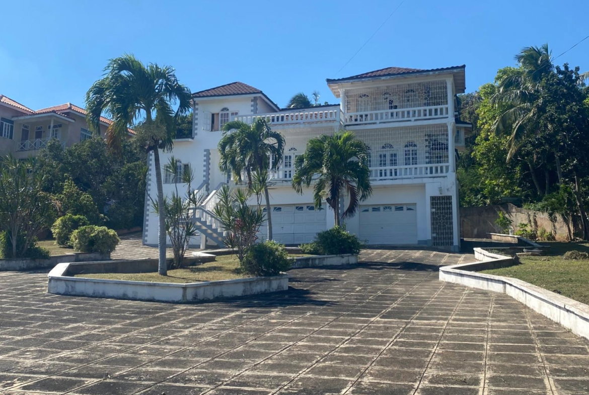 Second image of 8 Corvus Close in Kingston 19, St. Andrew, Jamaica - property is For Sale