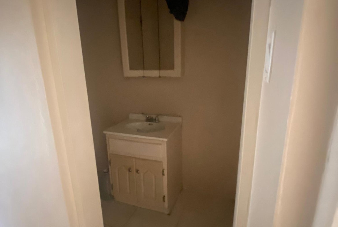 Thirtieth image of 8 Corvus Close in Kingston 19, St. Andrew, Jamaica - property is For Sale