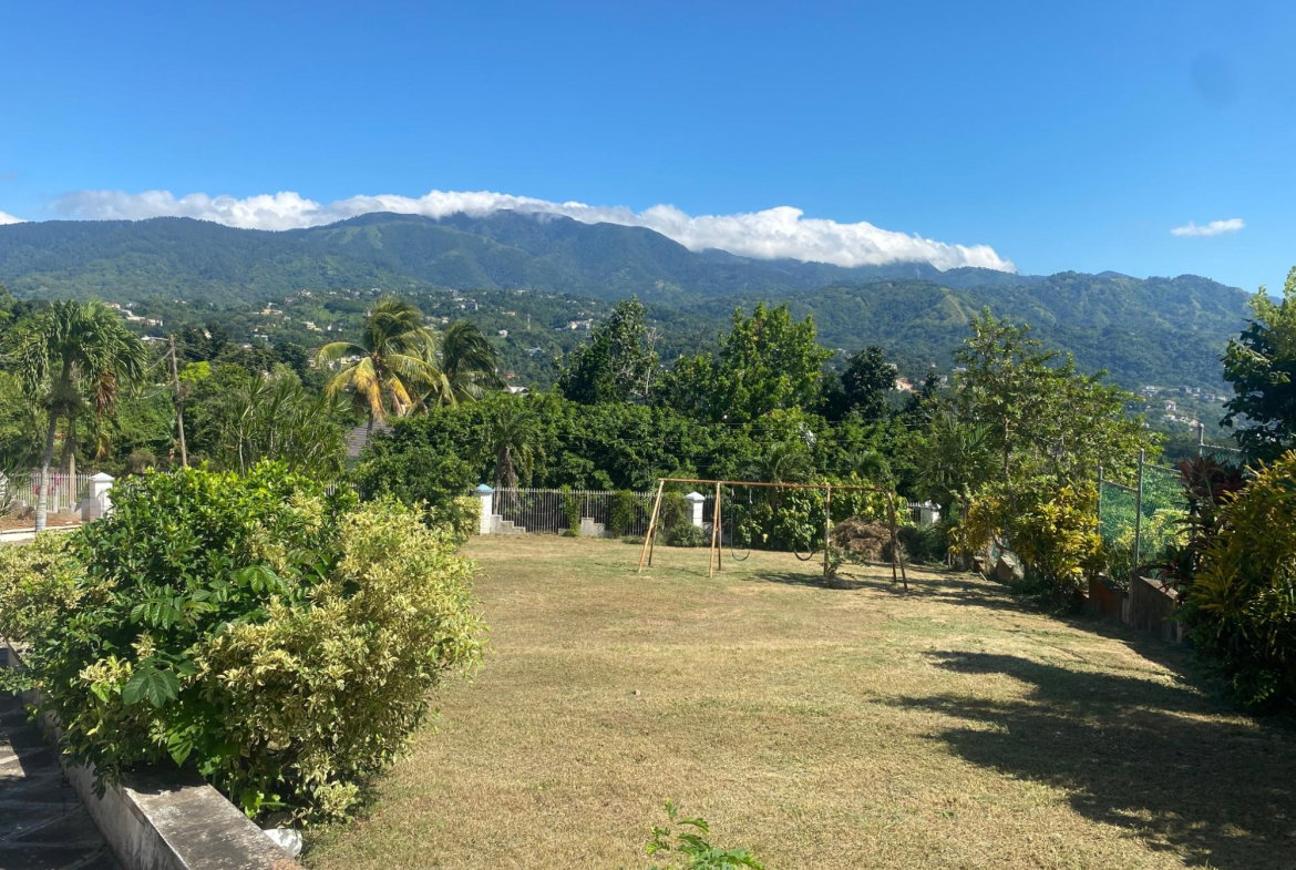 Sixth image of 8 Corvus Close in Kingston 19, St. Andrew, Jamaica - property is For Sale