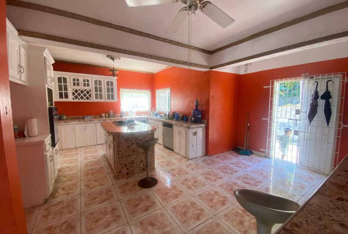 Seventh image of 8 Corvus Close in Kingston 19, St. Andrew, Jamaica - property is For Sale