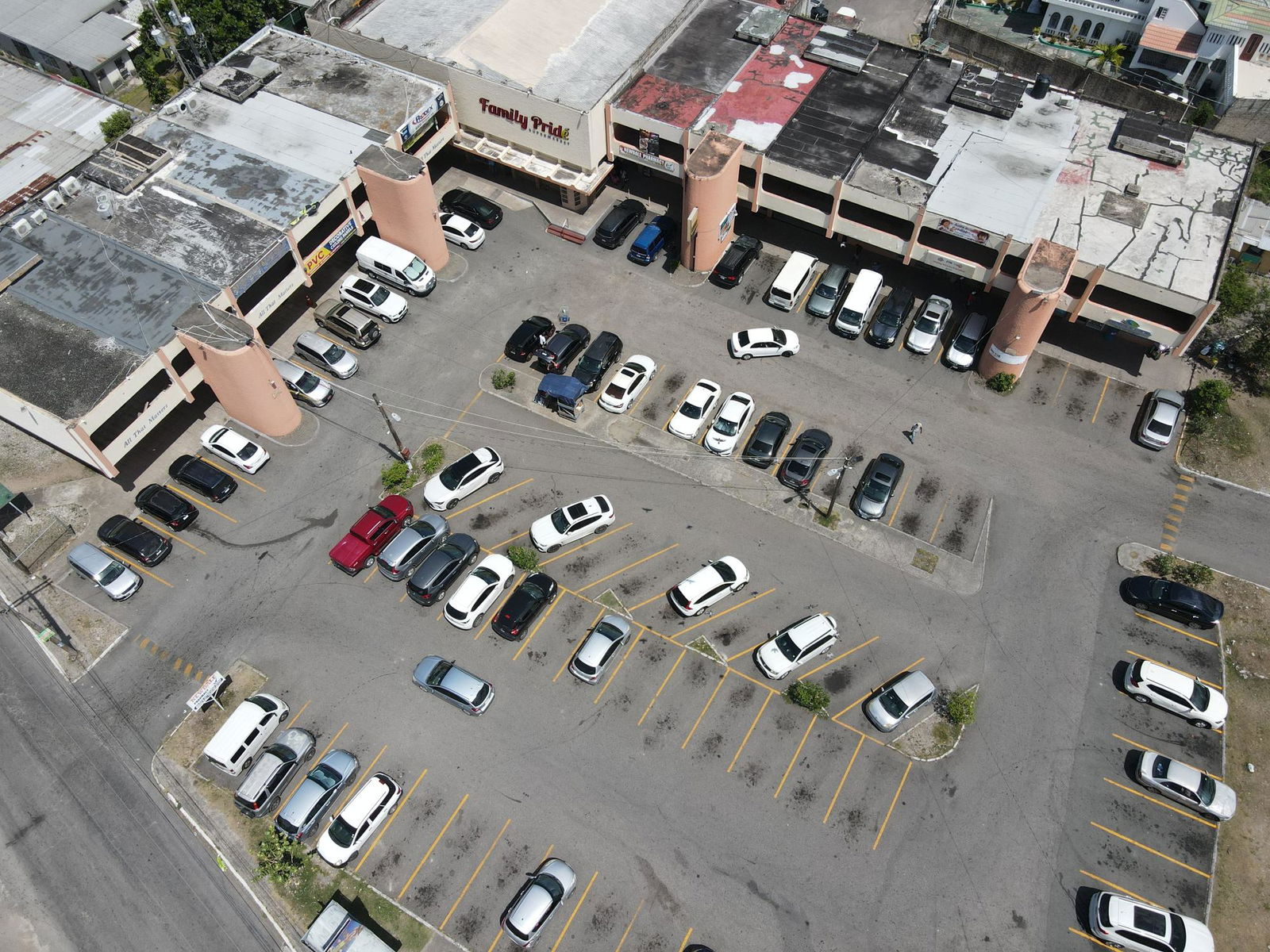 Fifth image of Havendale Plaza in Kingston 19, St. Andrew, Jamaica - property is For Sale