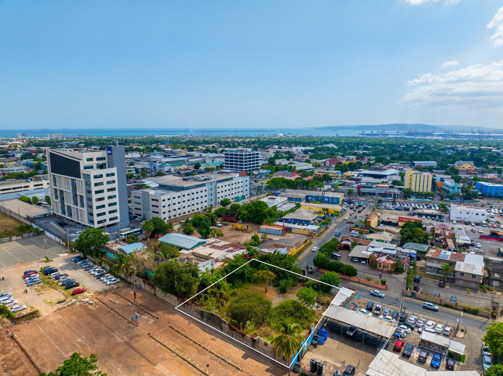 Second image of 7 Chelsea Avenue in Kingston 5, St. Andrew, Jamaica - property is For Sale