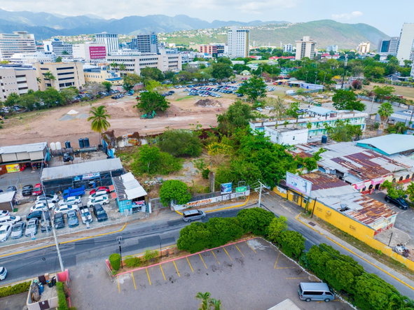Fifth image of 7 Chelsea Avenue in Kingston 5, St. Andrew, Jamaica - property is For Sale