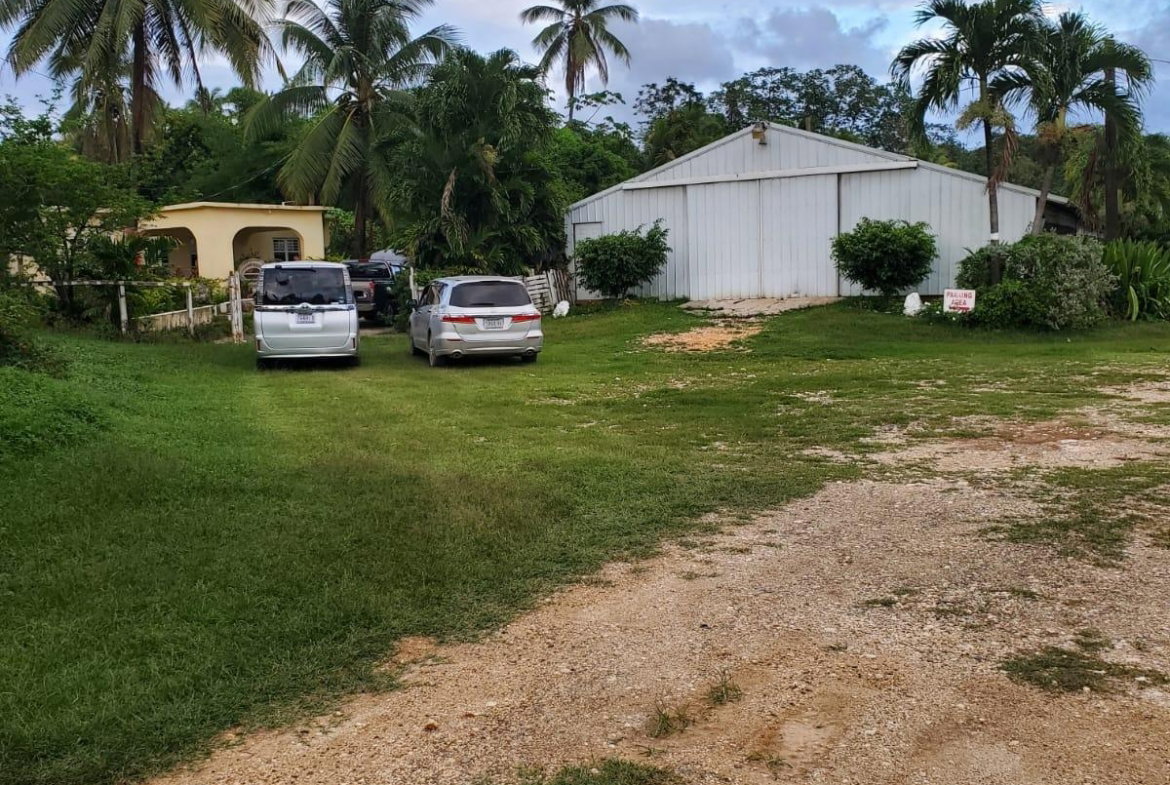 Thirteenth image of 348a Treadways, York Street in Linstead, St. Catherine, Jamaica - property is For Sale