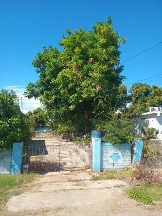 Second image of 824 Seaton Crescent, Ensom ci in Ensom City, St. Catherine, Jamaica - property is For Sale