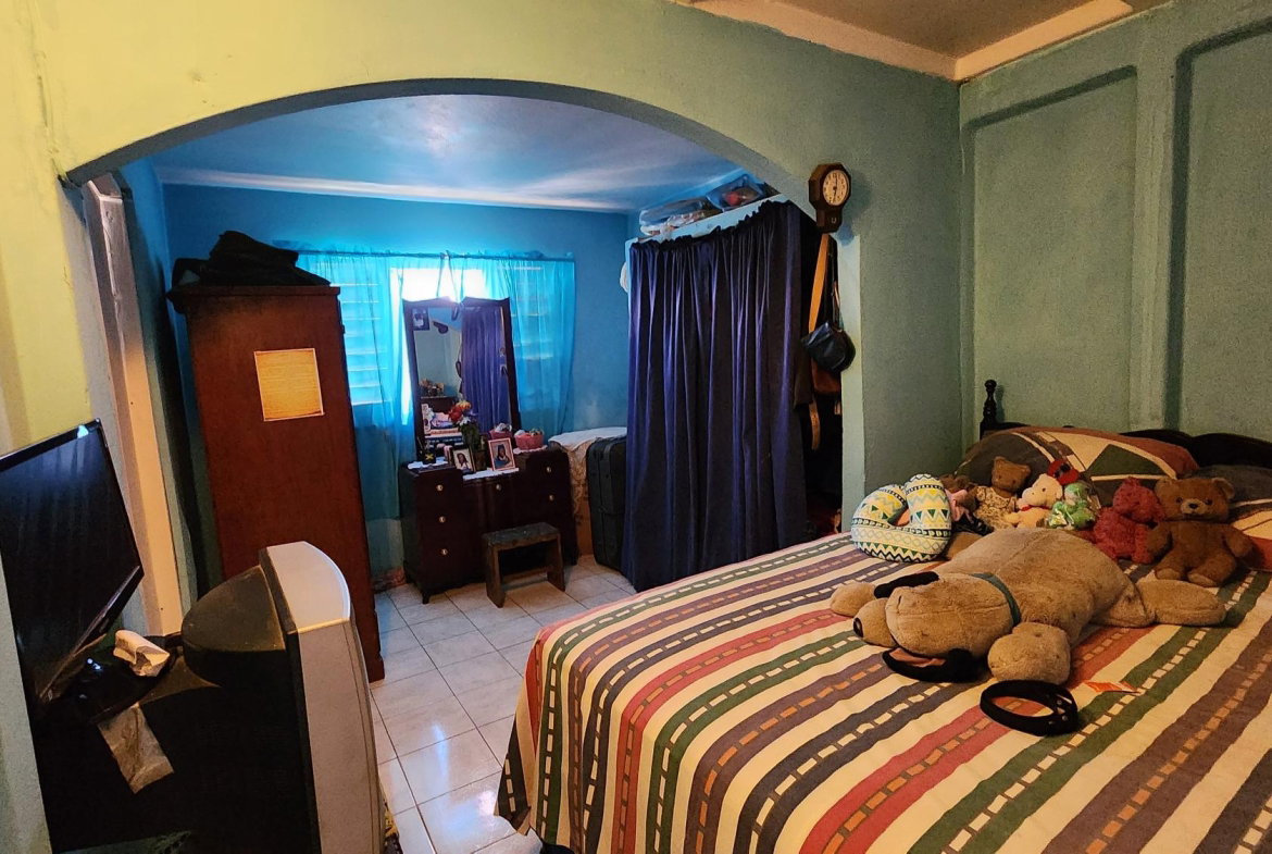 Twelfth image of 972 Portsea Way in Portsmouth, St. Catherine, Jamaica - property is For Sale
