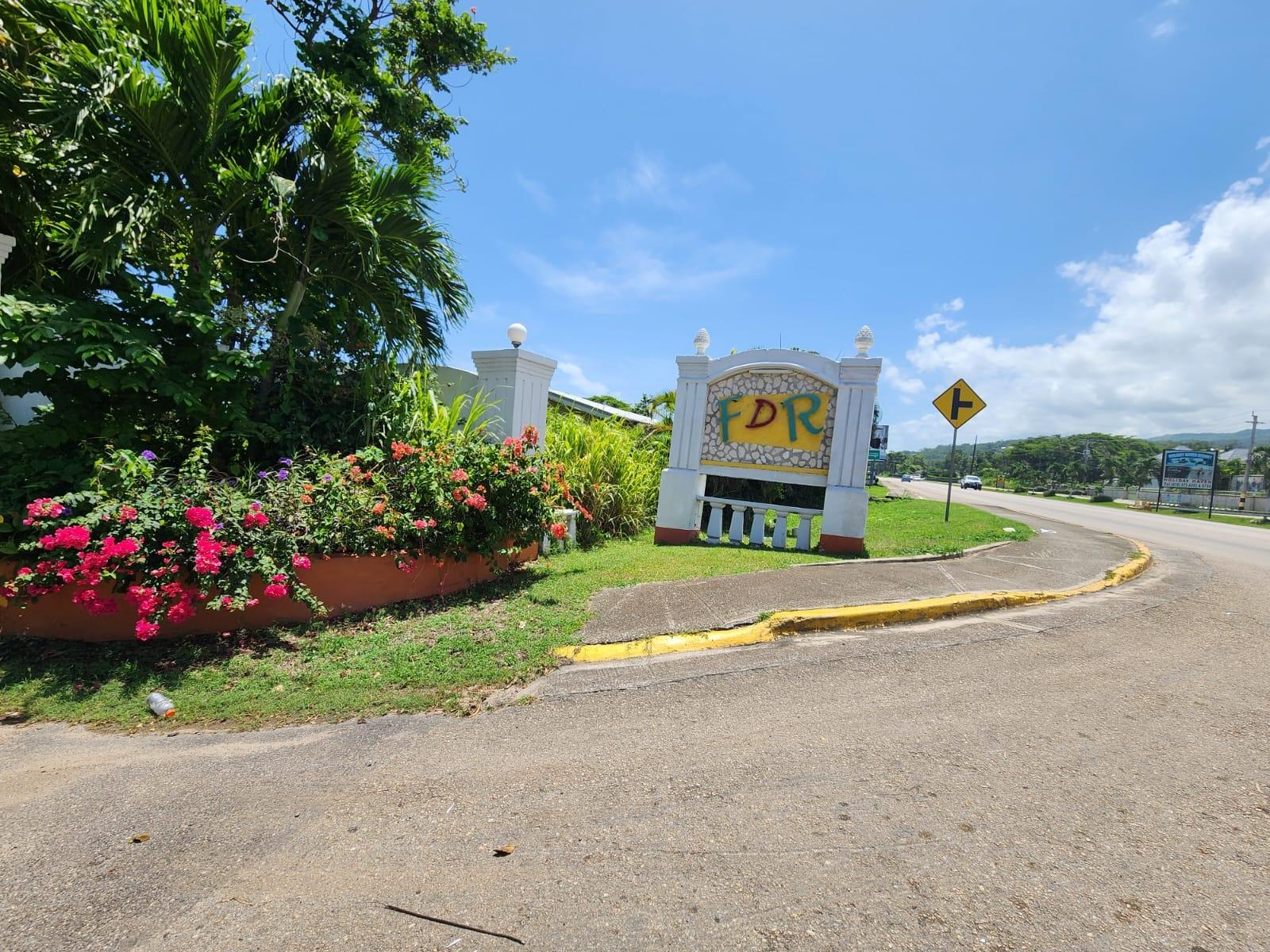 Beachfront-2-Bedroom-Apartment-for-Sale-in-Runaway-Bay-St.-Ann-Franklin-D-Resort First image of 124- Franklin d Resort And Spa in Runaway Bay, St. Ann, Jamaica - property is For Sale