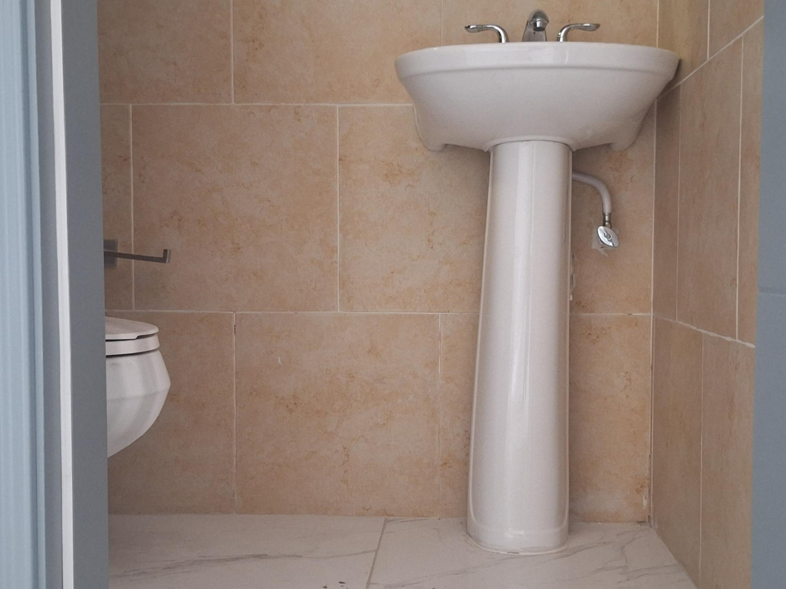 Seventeenth image of 15- Seaview Avenue, Kingston in Kingston 6, St. Andrew, Jamaica - property is For Rent