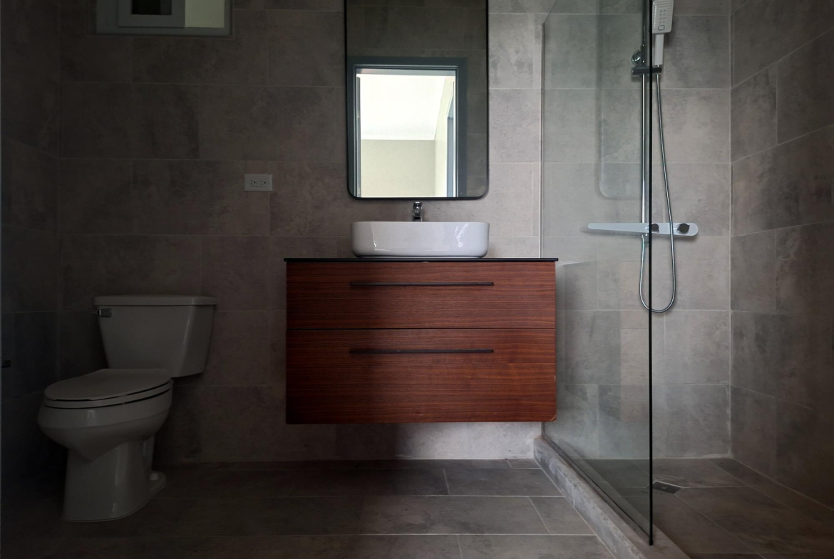 Ninth image of 15- Seaview Avenue, Kingston in Kingston 6, St. Andrew, Jamaica - property is For Rent