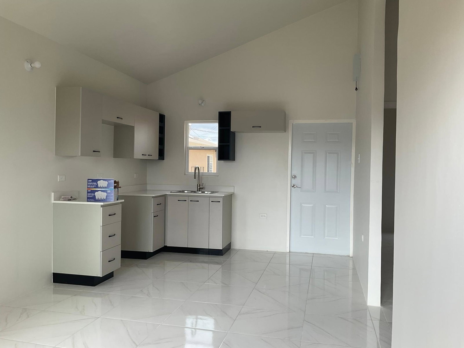 Sixth image of 553 Phoenix Park Village 2 in Phoenix Park, St. Catherine, Jamaica - property is For Rent