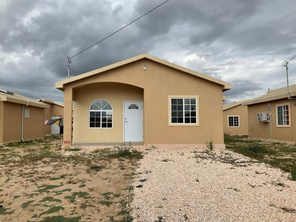 First image of 553 Phoenix Park Village 2 in Phoenix Park, St. Catherine, Jamaica - property is For Rent