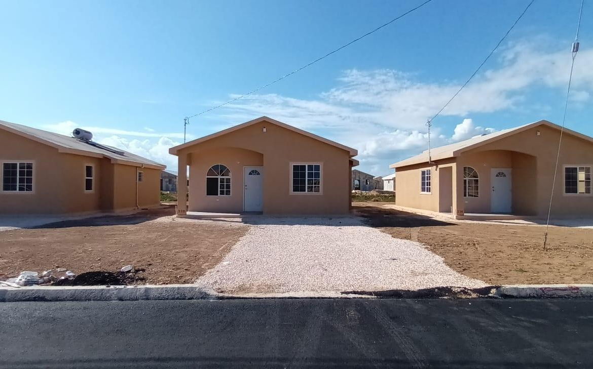 First image of 72 Diamond Crescent in Greater Portmore, St. Catherine, Jamaica - property is For Rent