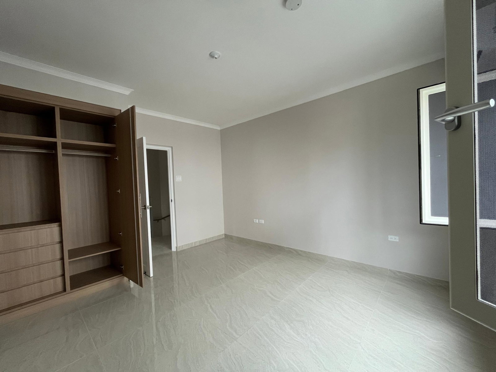 Fifteenth image of 3-16 Garden Close in Kingston 8, St. Andrew, Jamaica - property is For Sale