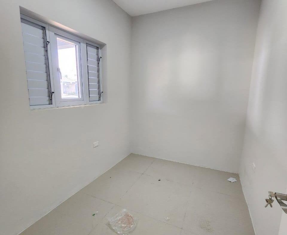 Thirteenth image of Villa 6-12 Upper Montrose Road, King in Kingston 6, St. Andrew, Jamaica - property is For Rent