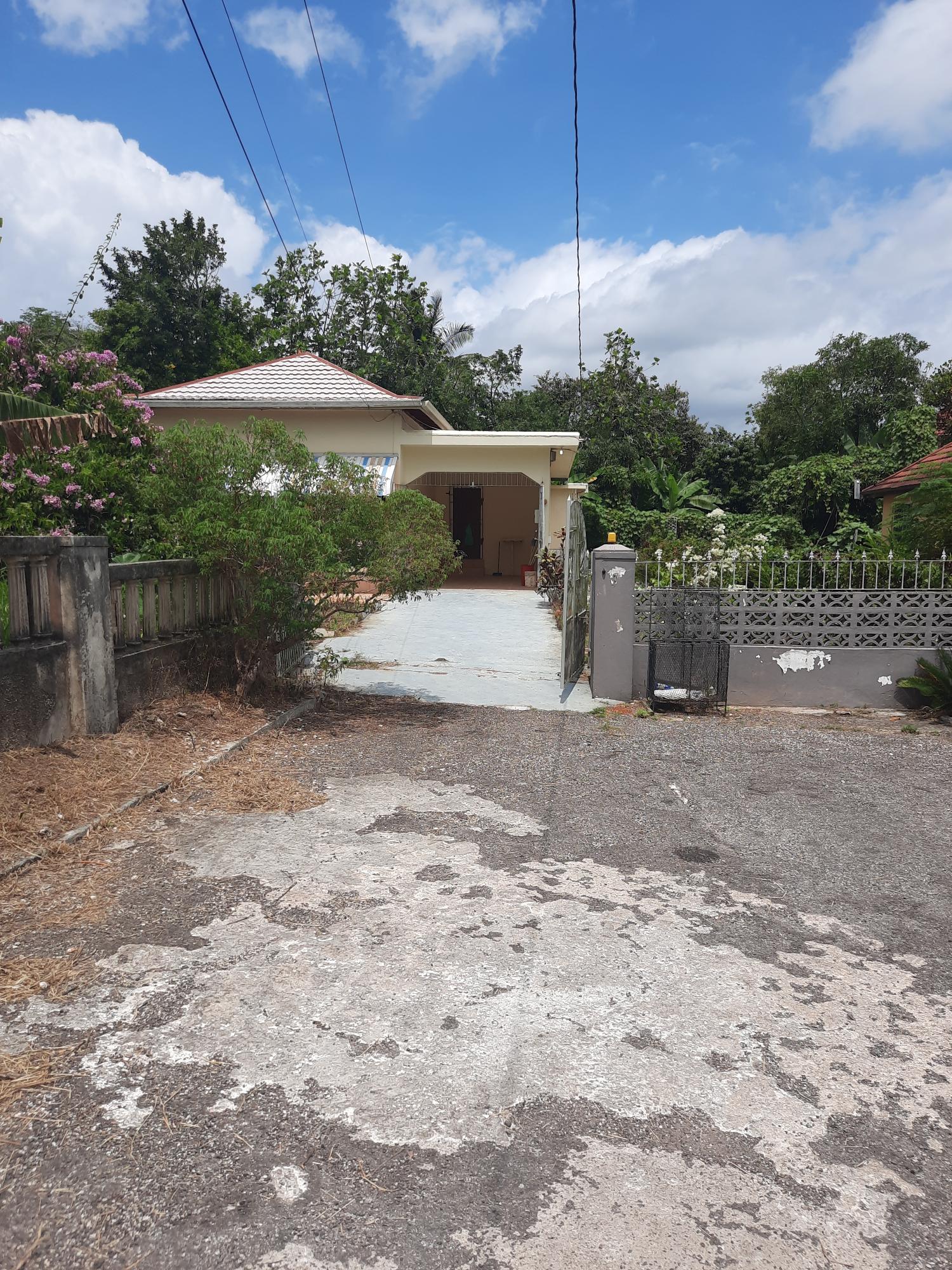 Second image of 7 Gordon Vale, Mandeville. in Mandeville, Manchester, Jamaica - property is For Sale