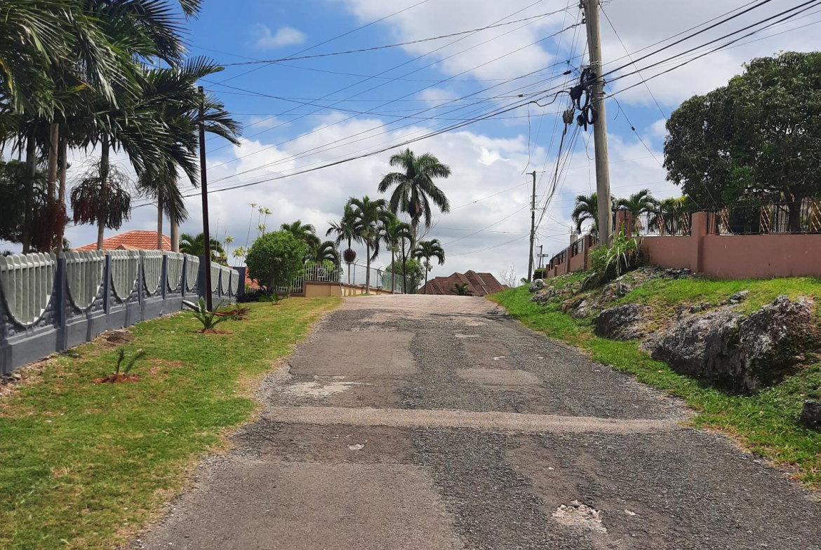 Seventeenth image of 7 Gordon Vale, Mandeville. in Mandeville, Manchester, Jamaica - property is For Sale