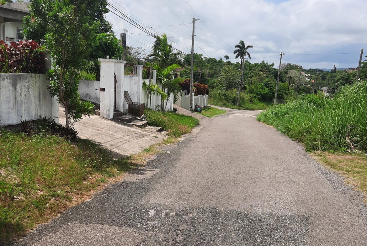 Eighteenth image of 7 Gordon Vale, Mandeville. in Mandeville, Manchester, Jamaica - property is For Sale