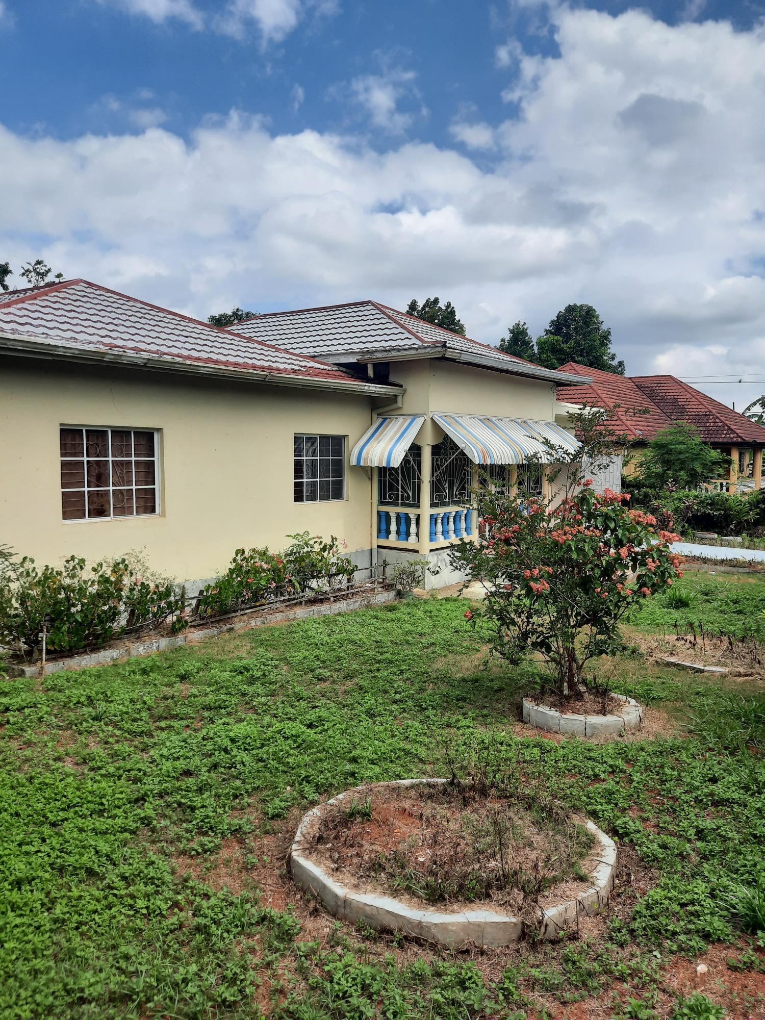 Fourth image of 7 Gordon Vale, Mandeville. in Mandeville, Manchester, Jamaica - property is For Sale