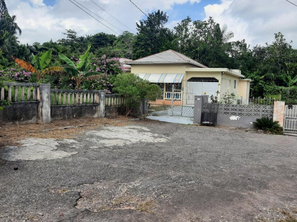 First image of 7 Gordon Vale, Mandeville. in Mandeville, Manchester, Jamaica - property is For Sale