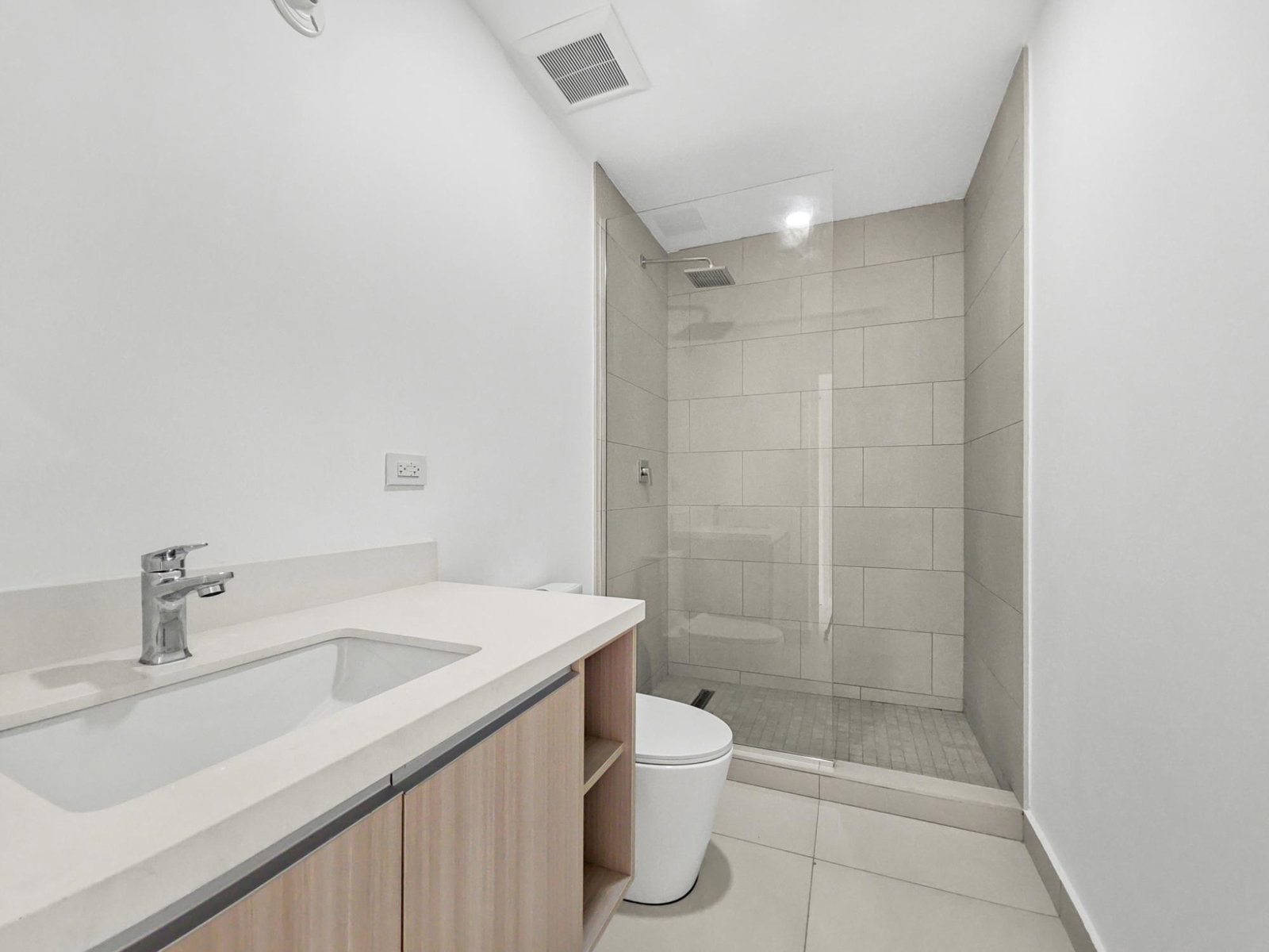 Thirteenth image of C49-2 1/2 Graham Heights in Kingston 6, St. Andrew, Jamaica - property is For Sale