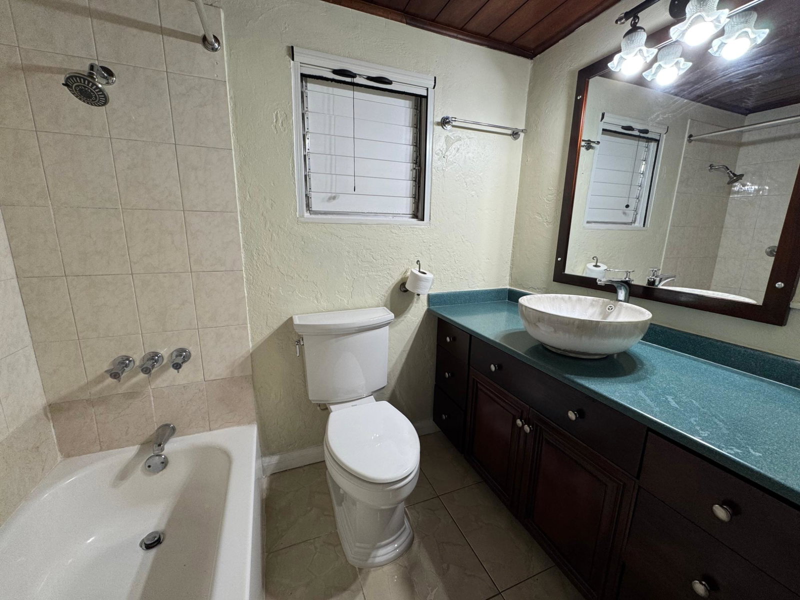 Fourteenth image of 8-8 Chopin Avenue in Kingston 8, St. Andrew, Jamaica - property is For Rent