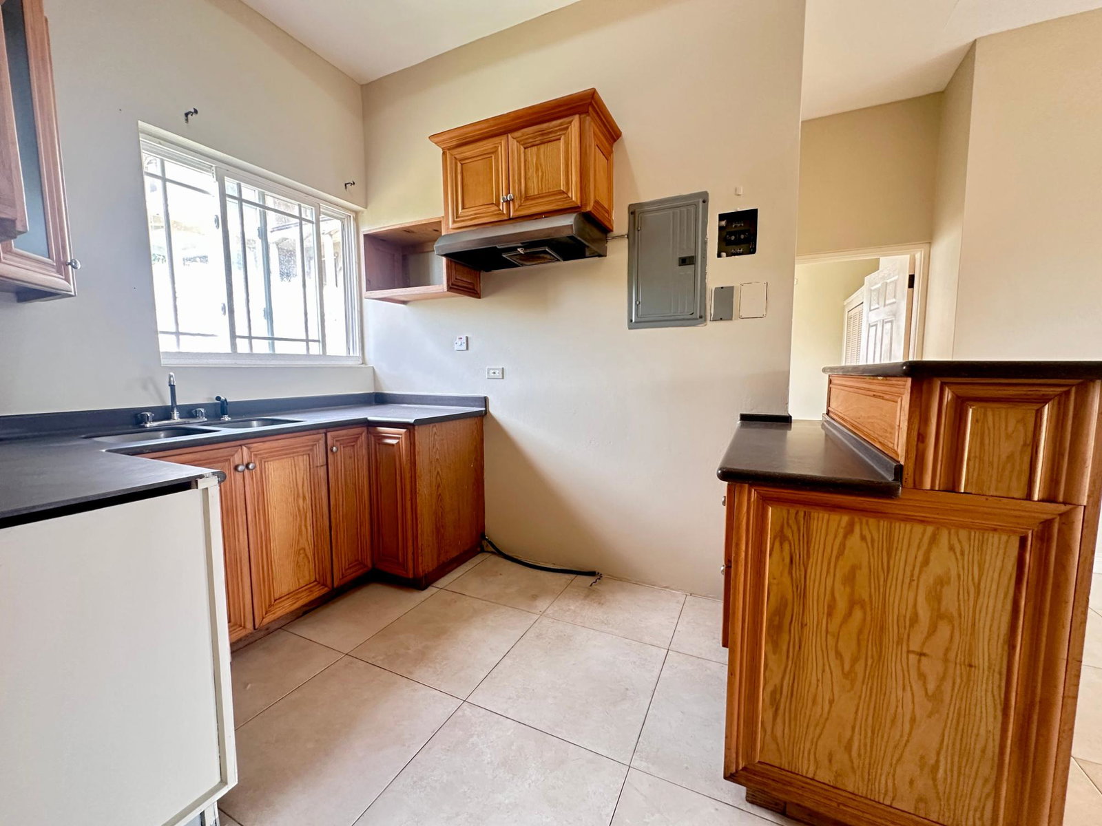 Fourth image of 16-2a-2b Amethyst Drive in Red Hills, St. Andrew, Jamaica - property is For Rent