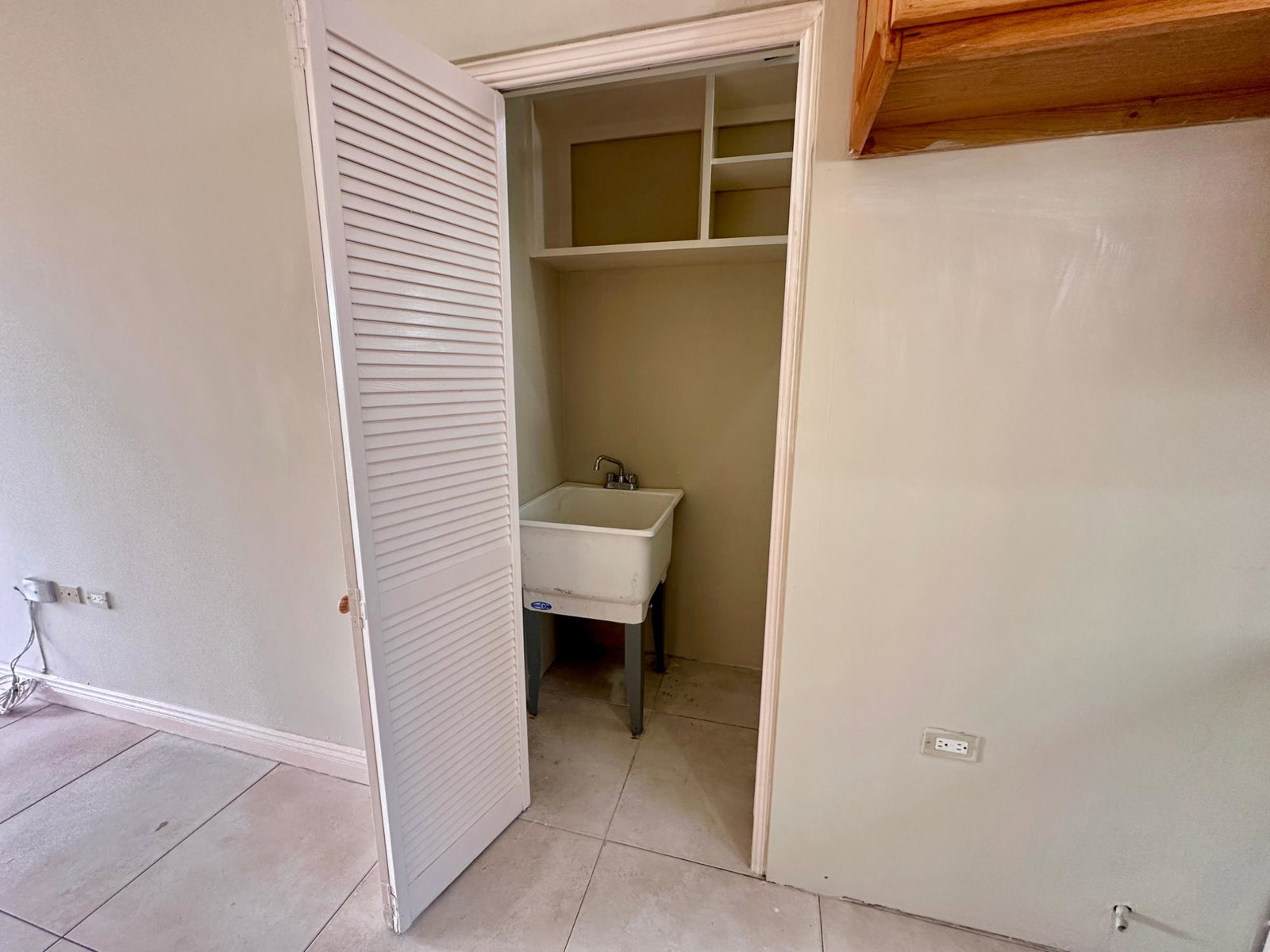 Seventh image of 16-2a-2b Amethyst Drive in Red Hills, St. Andrew, Jamaica - property is For Rent