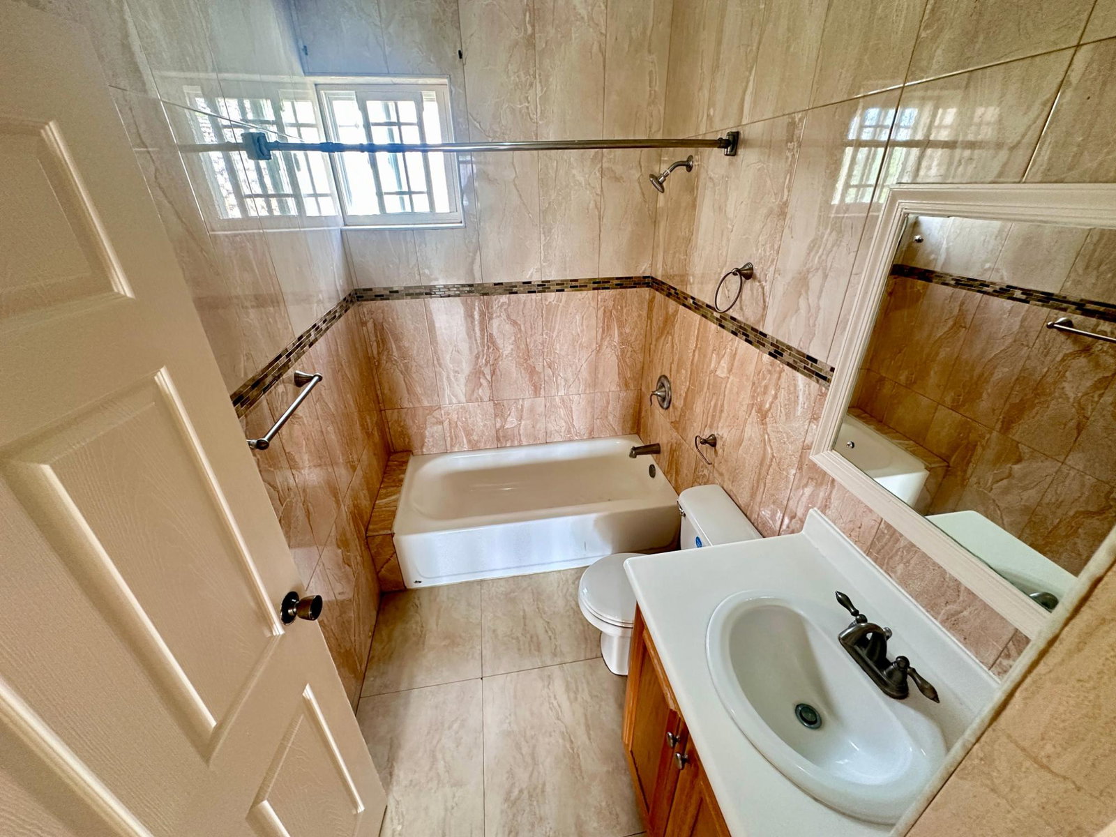 Tenth image of 16-2a-2b Amethyst Drive in Red Hills, St. Andrew, Jamaica - property is For Rent