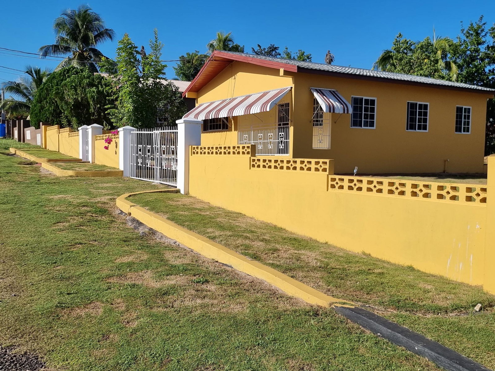 Second image of 6 Orchid Drive in Santa Cruz, St. Elizabeth, Jamaica - property is For Sale