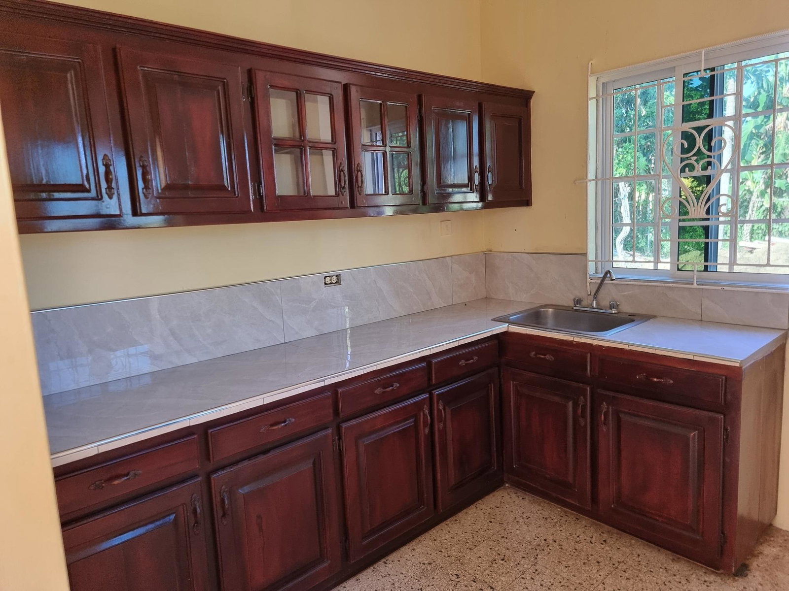 Seventh image of 6 Orchid Drive in Santa Cruz, St. Elizabeth, Jamaica - property is For Sale