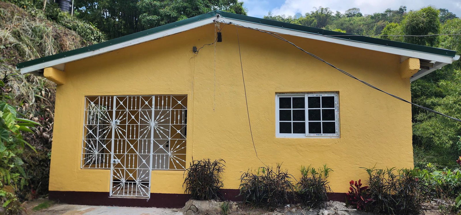 Charming-2-Bedroom-Bungalow-for-Sale-in-Dublin-Castle-Gordon-Town-St.-Andrew-Jamaica First image of Gordon Town, St. Andrew in Gordon Town P.O., St. Andrew, Jamaica - property is For Sale