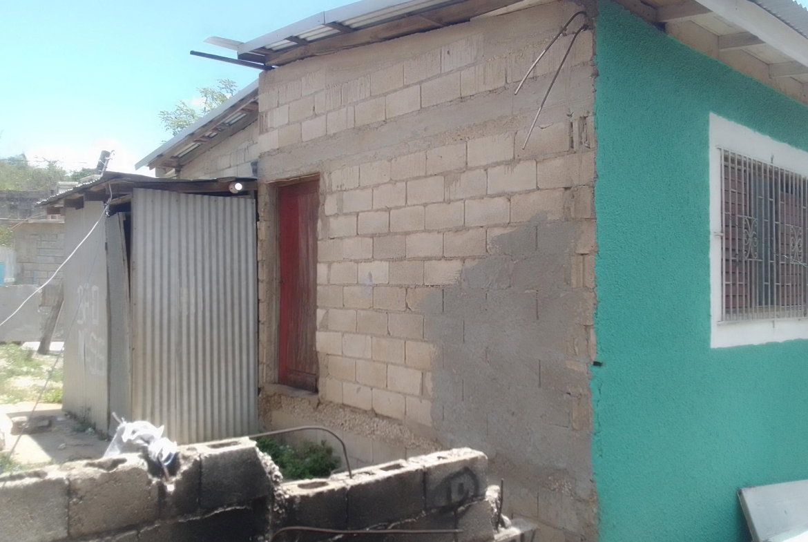 Third image of Tredegar Park/gravel Heig in Spanish Town, St. Catherine, Jamaica - property is For Sale