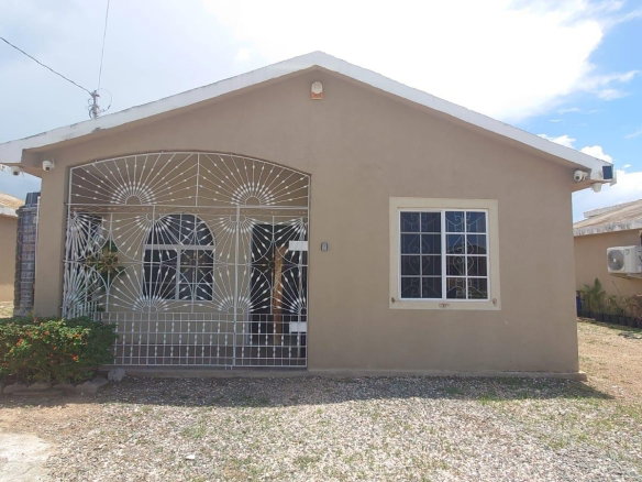 First image of 479 Seashore Crescent, Block in Greater Portmore, St. Catherine, Jamaica - property is For Rent