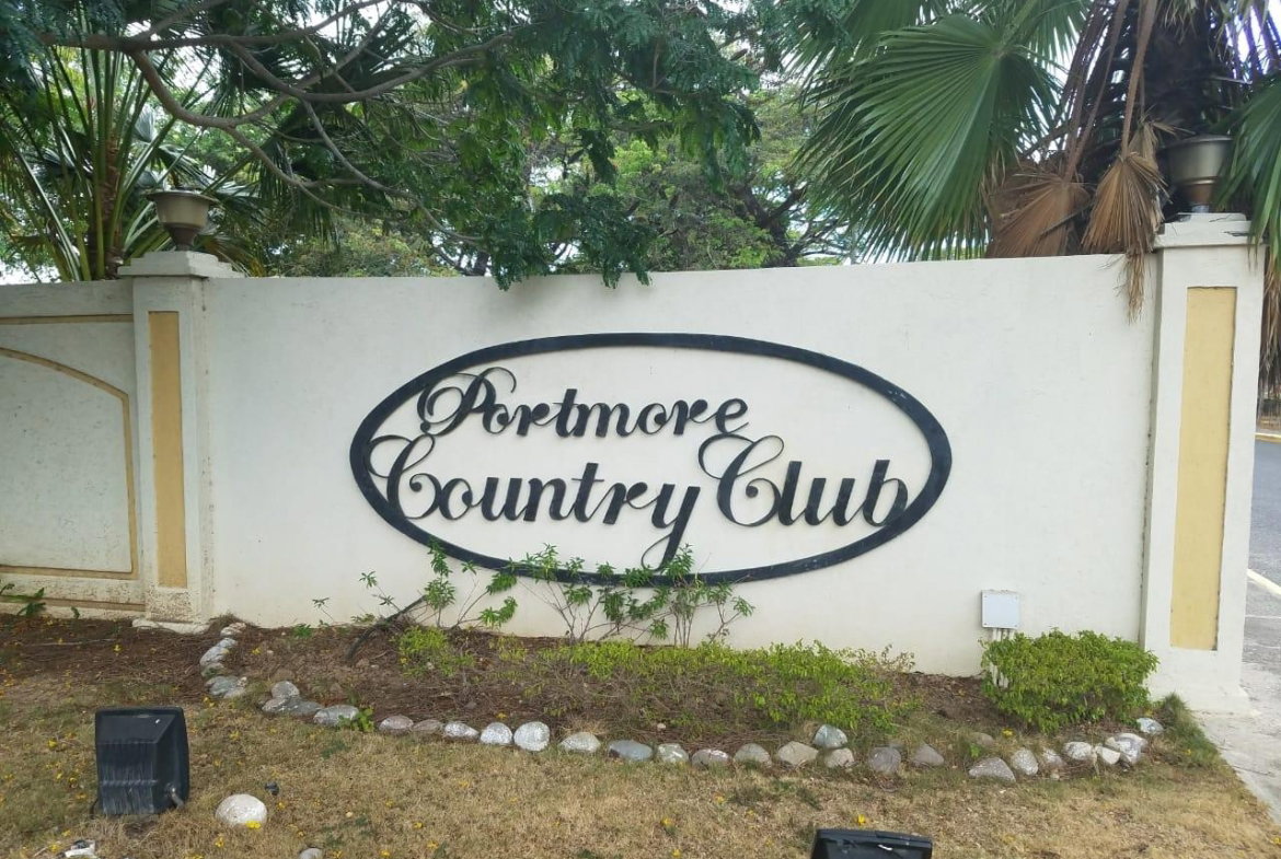 Fifteenth image of 8 Waverly Close in Portmore Country Club, St. Catherine, Jamaica - property is For Rent