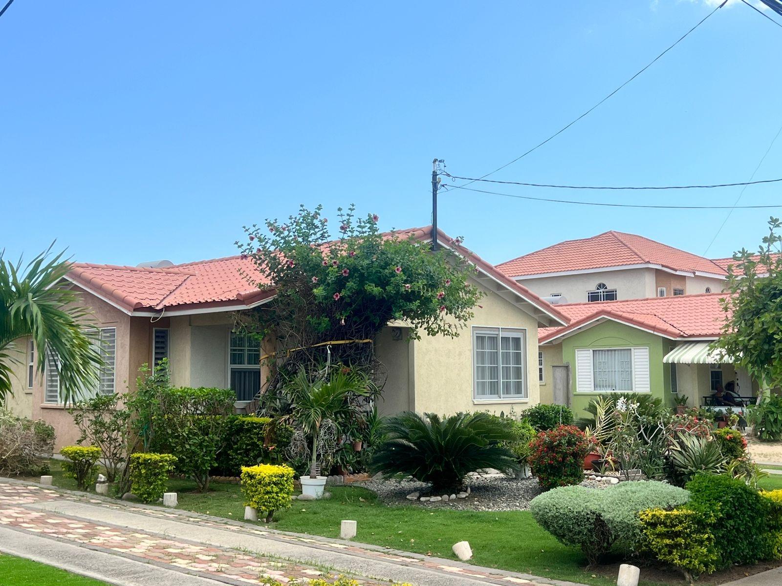 Third image of 8 Waverly Close in Portmore Country Club, St. Catherine, Jamaica - property is For Rent