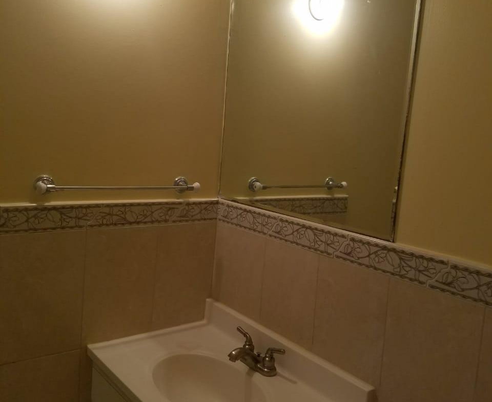 Sixth image of 8 Waverly Close in Portmore Country Club, St. Catherine, Jamaica - property is For Rent
