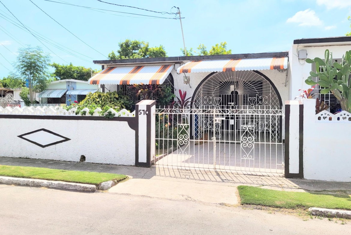 Seventeenth image of 570 Hayling Court in Portsmouth, St. Catherine, Jamaica - property is For Sale