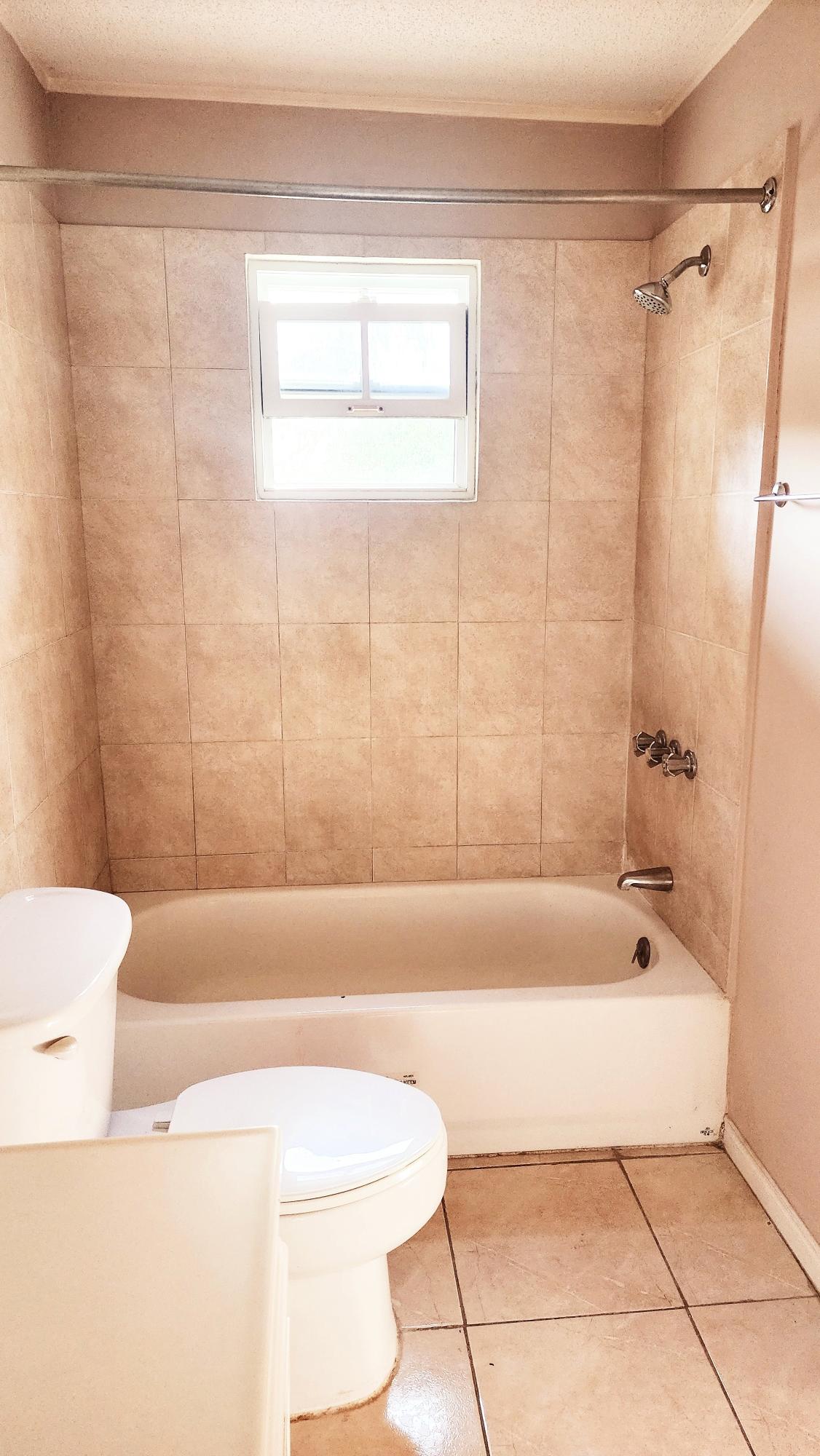 Eighth image of 32- Portmore Country Club 2 in Portmore Country Club, St. Catherine, Jamaica - property is For Rent