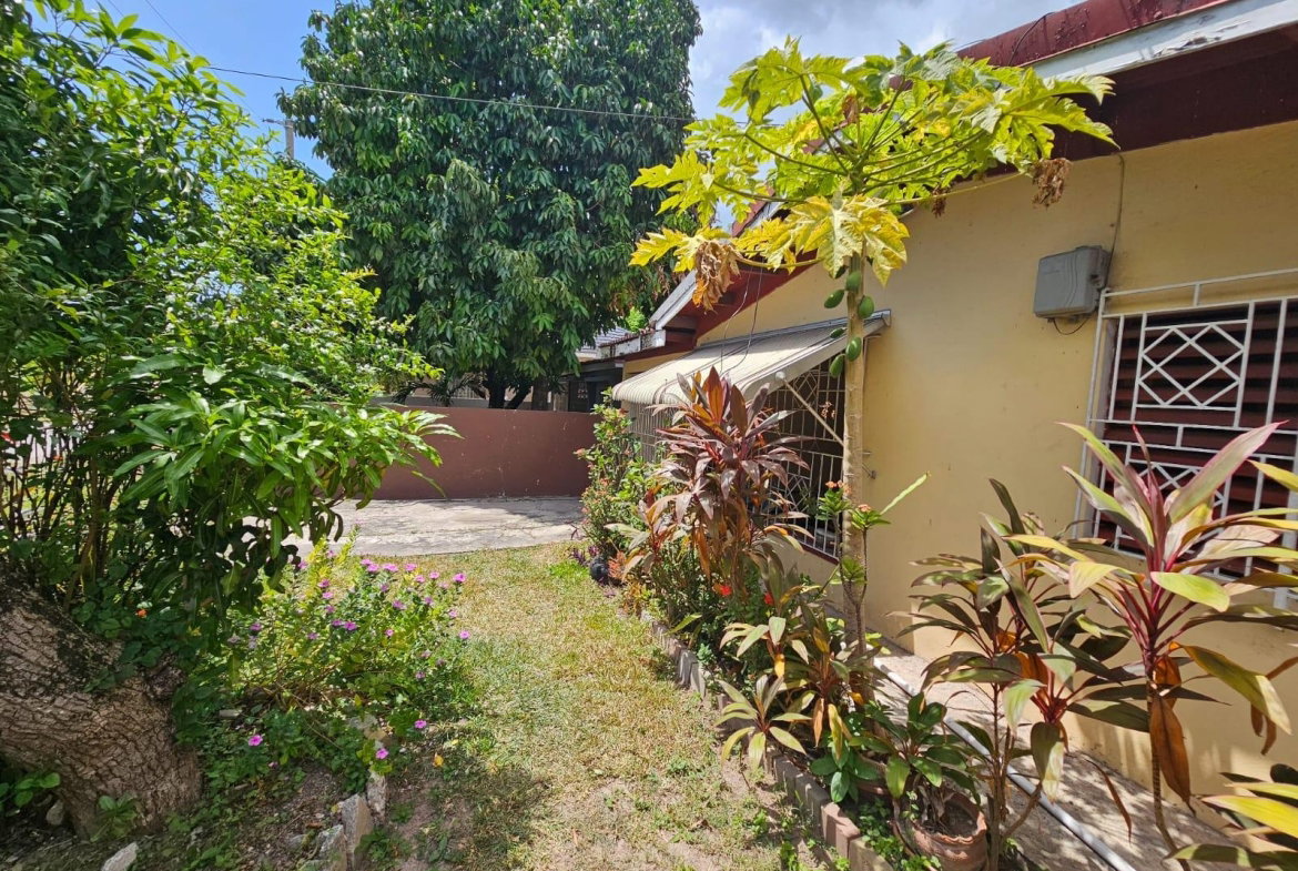 Twentieth image of 12 Anglesea Ave, Pembroke in Kingston 20, St. Andrew, Jamaica - property is For Sale