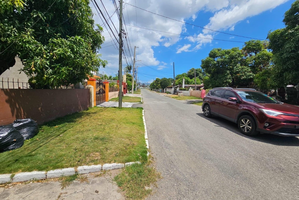 Twenty-First image of 12 Anglesea Ave, Pembroke in Kingston 20, St. Andrew, Jamaica - property is For Sale